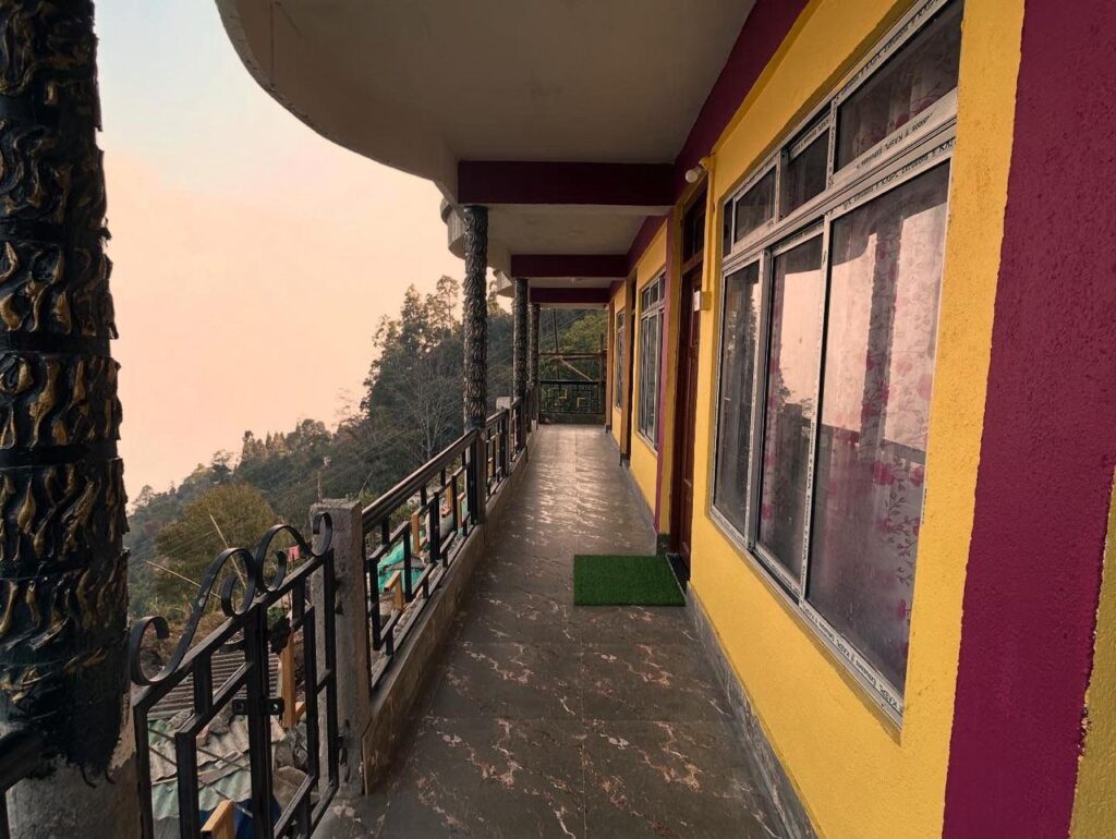 Karuna homestay ,Dawaipani