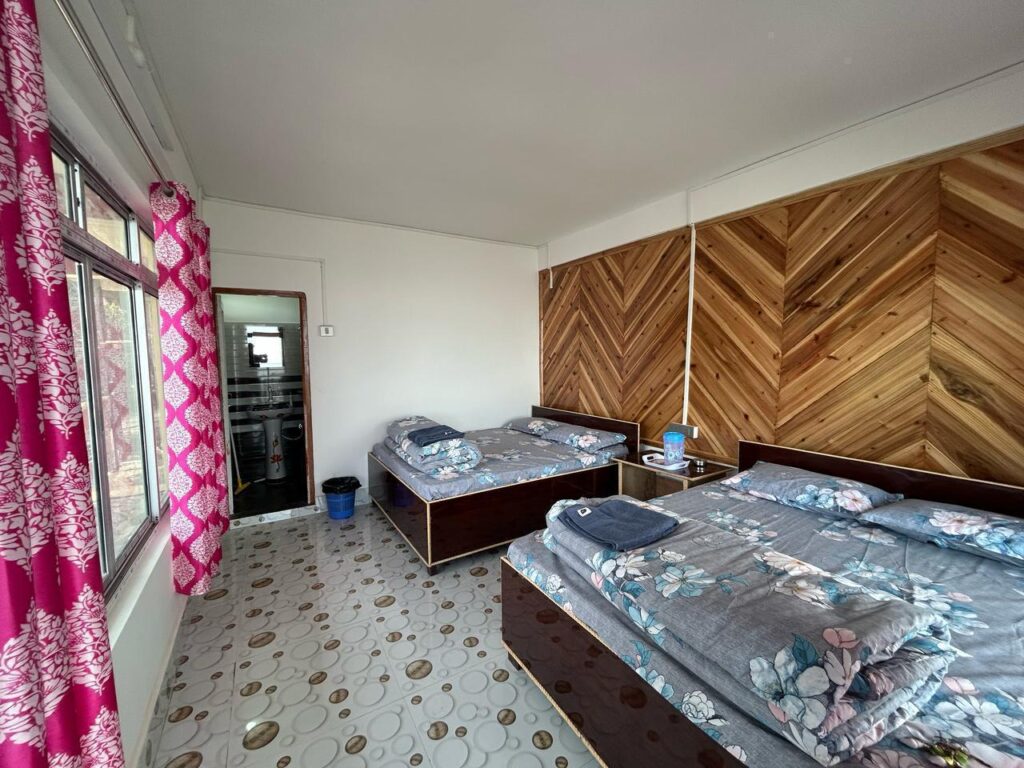 Karuna homestay ,Dawaipani