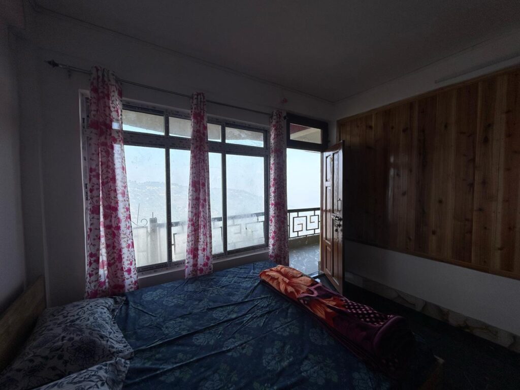 Karuna homestay ,Dawaipani