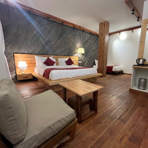 EVRI RESORTS,kolakaham