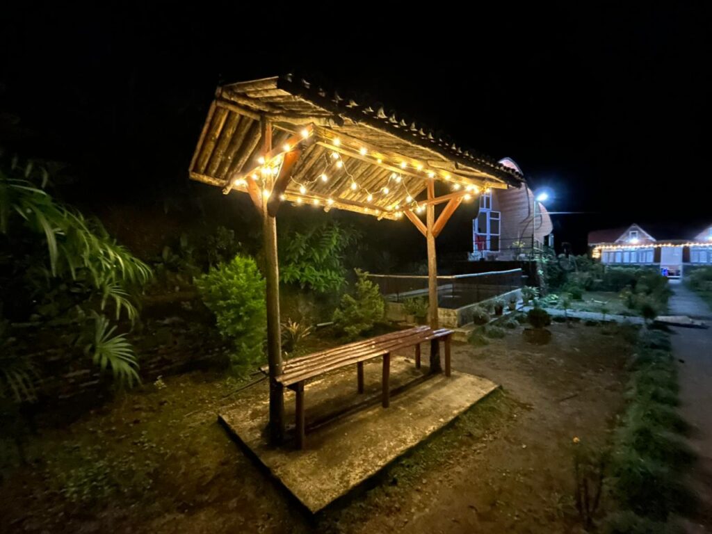 bloom homestay,sittong